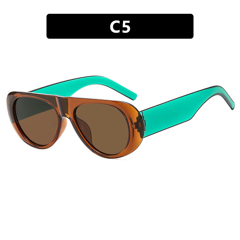 Women's Cat-Eye Sunglasses with Stylish Plastic Frame and Protective UV Filter Skanto