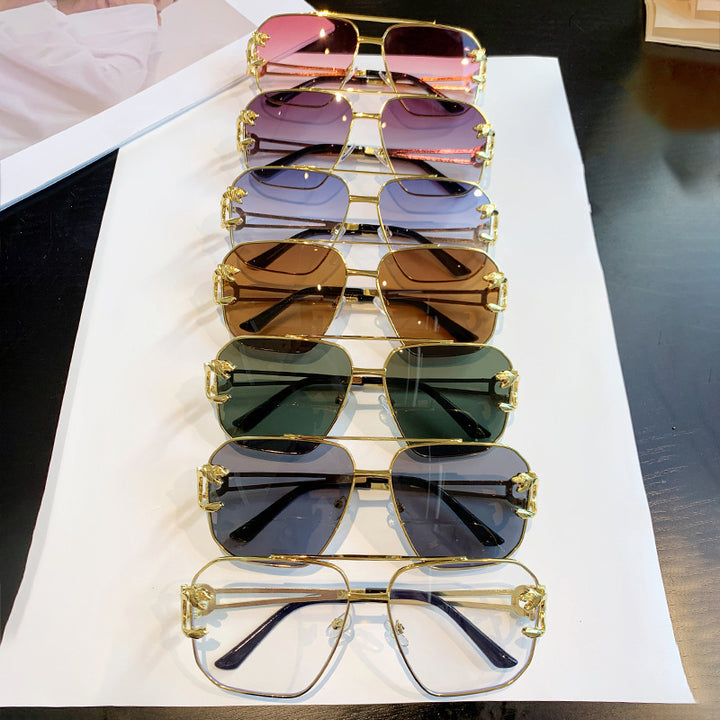 Dame kvadratisk solbrille med luksuriøs metallramme Skanto