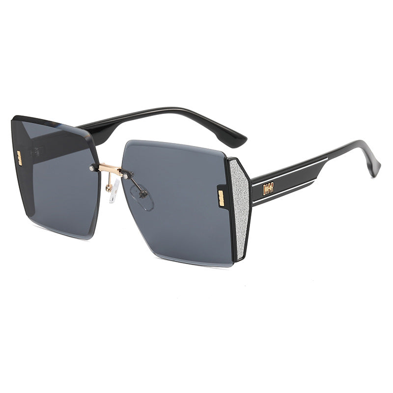 Dame Oversized Glamour Solbrille Skanto
