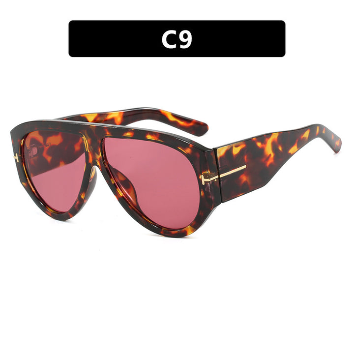 Women's Geometric Sunglasses with Modern Frame and Polarized Lenses Skanto