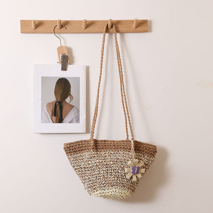 Modern Handmade Handbag with Flower Accent Skanto