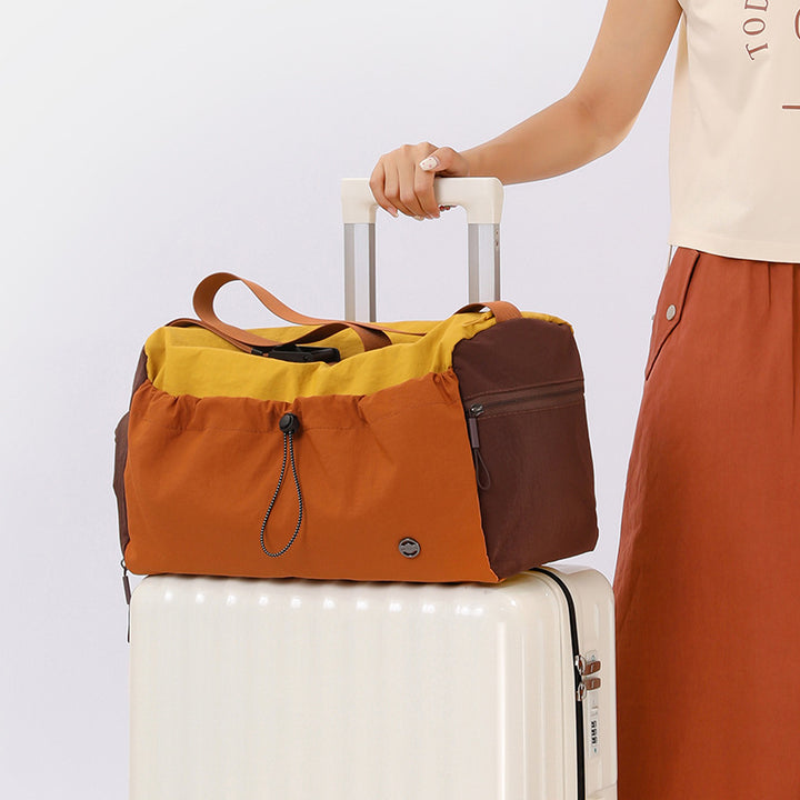 Praktisk sportbag med utvidbart lagringsrom Skanto