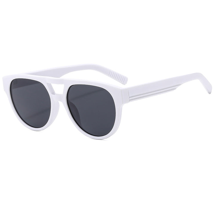 Dame cat-eye solbrille med elegant, robust ramme og UV-beskyttelse Skanto