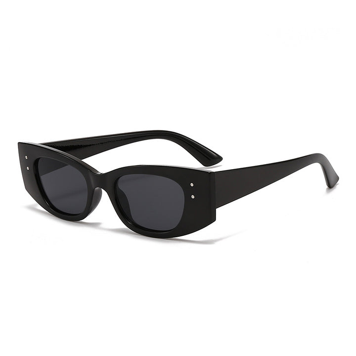 Dame moteriktig solbrille med eksepsjonelt design Skanto