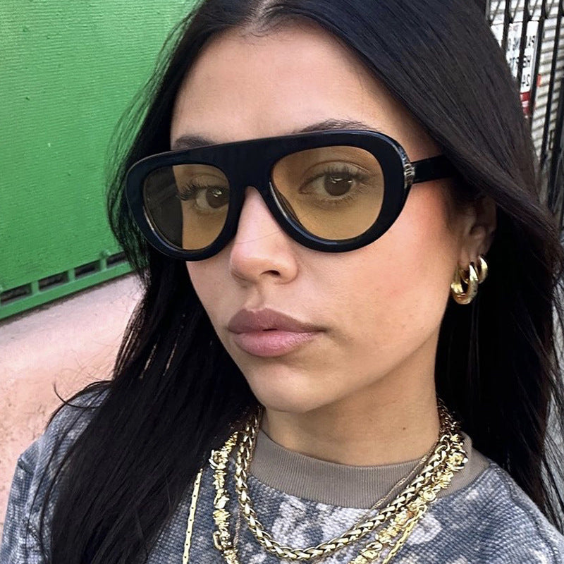 Women's stylish sunglasses with unique futuristic design Skanto