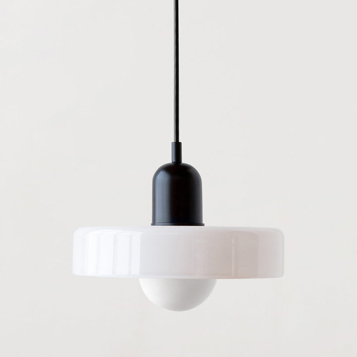 Skanto | Pendellampe laget av farget glass | Elegant hengelampe i Bauhaus-stil | Designlampe for stue og spisestue