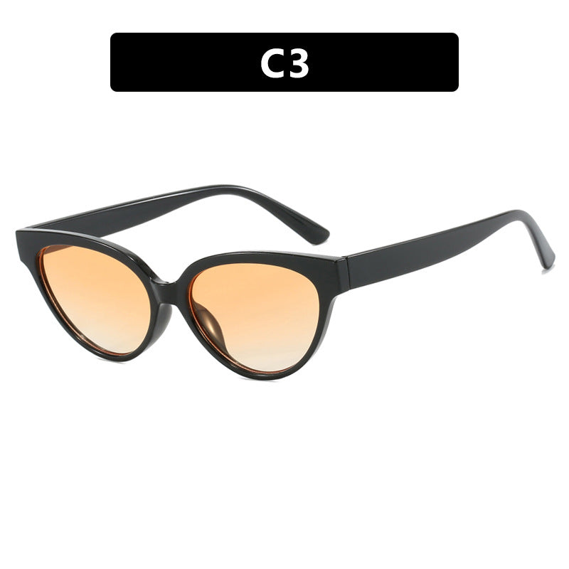 Women's Cat-Eye Sunglasses with Luxurious Pattern and UV Protection Skanto