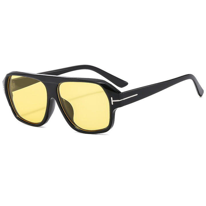 Dame modische solbrille med markant geometri og brune glass Skanto