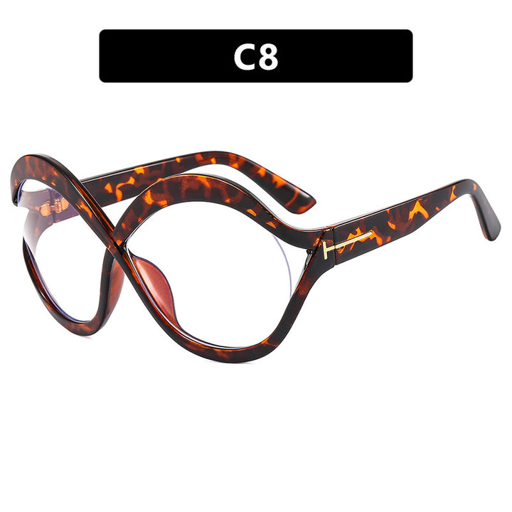 Women's Extravagant Cat-Eye Sunglasses with Curved Frame Skanto