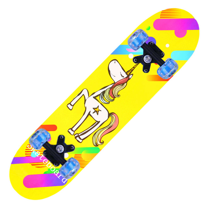 Hai-tema Mini Skateboard Skanto