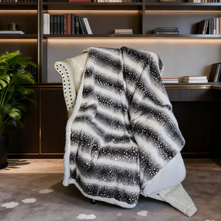 Damer Koselig Hundeteppe med myk Fleece og moderne Design Skanto