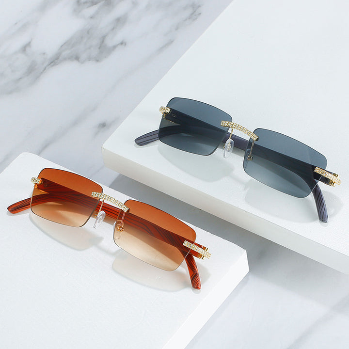 Dame elegant solbrille med unik ramme Skanto