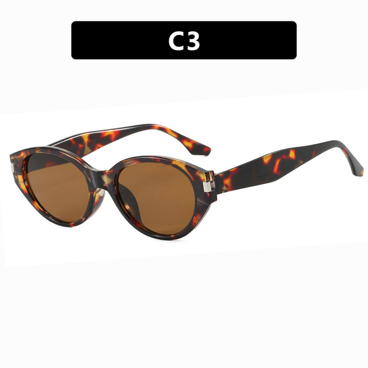 Dames moteriktig solbrille i elegant cat-eye stil Skanto