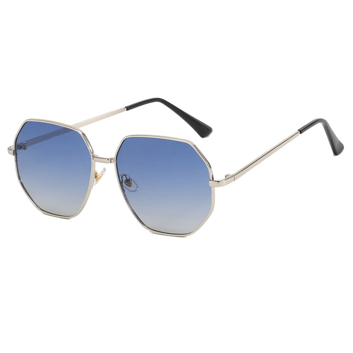 Women's fashionable geometric sunglasses with protective UV filter and stylish frame Skanto