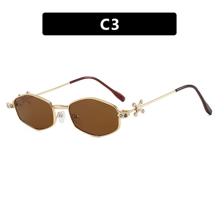 Women's sunglasses with elegant accents and UV protection Skanto