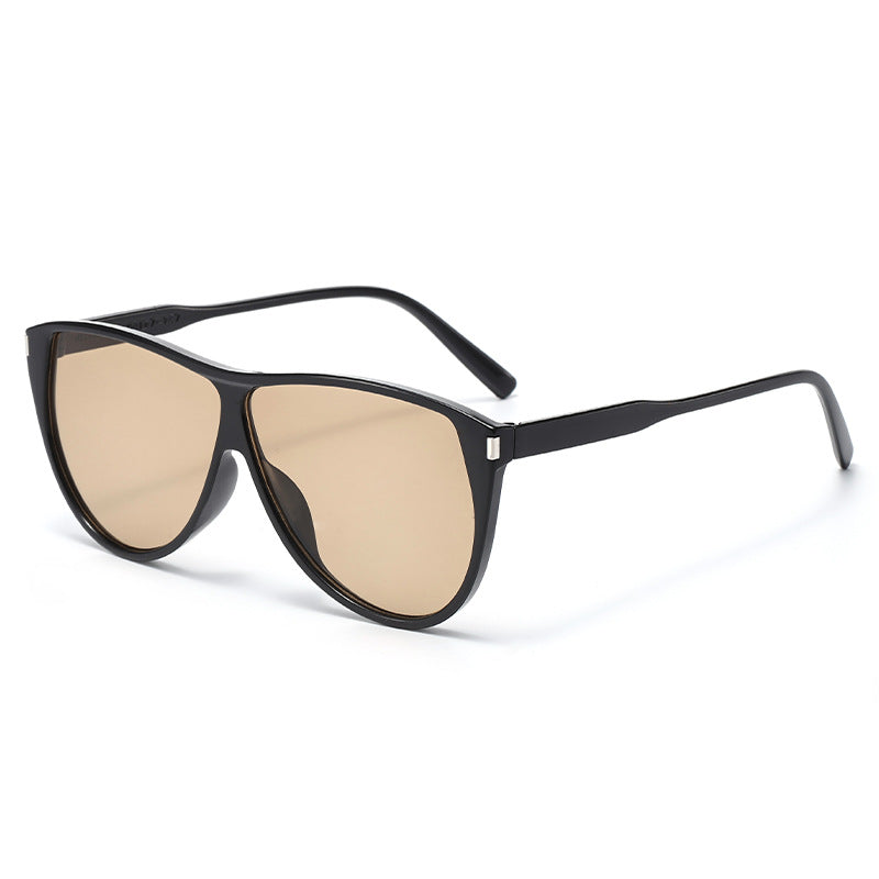 Women's Modern Cat-Eye Sunglasses with Protective UV Filter and Style Frame Skanto