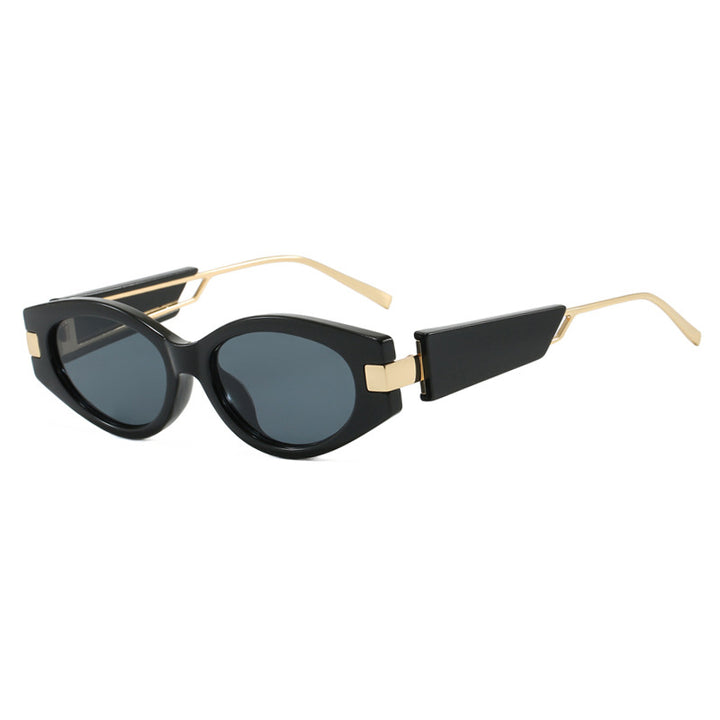 Women's Elegant Cat-Eye Sunglasses with Gold Details Skanto