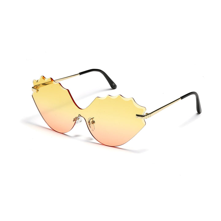 Dame solbrille med unik bølgedesign Skanto