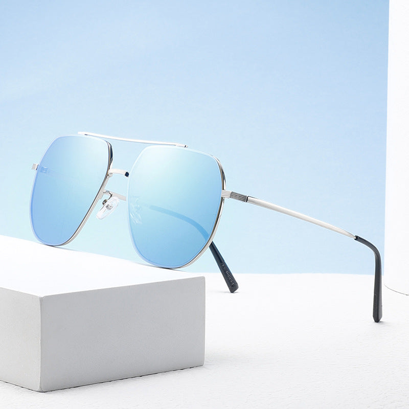 Kvinnenes fashionable solbriller Skanto