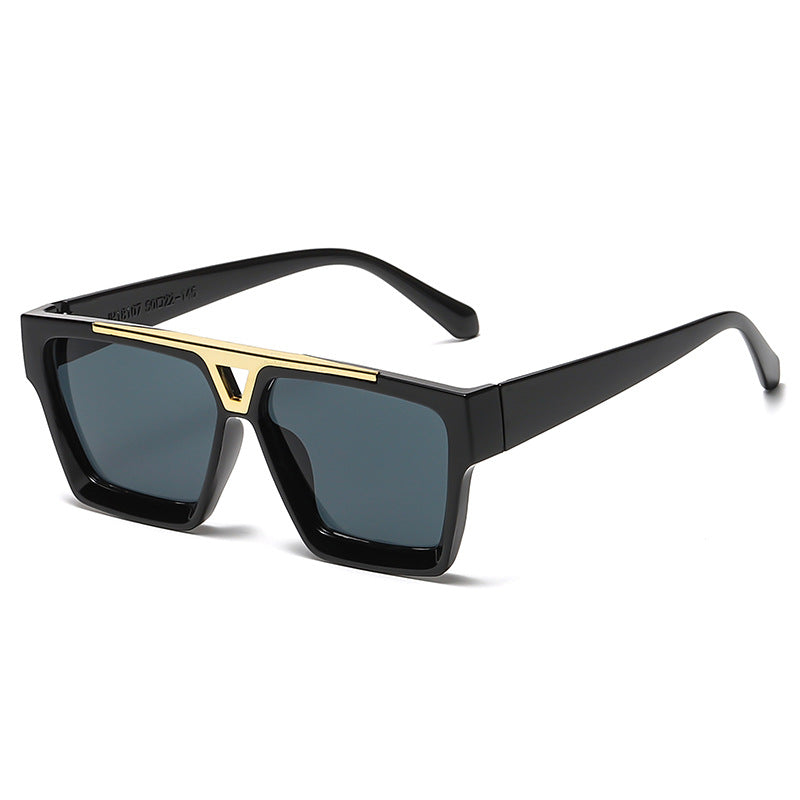 Dame oversized solbriller i stilfullt skilpadde-design Skanto