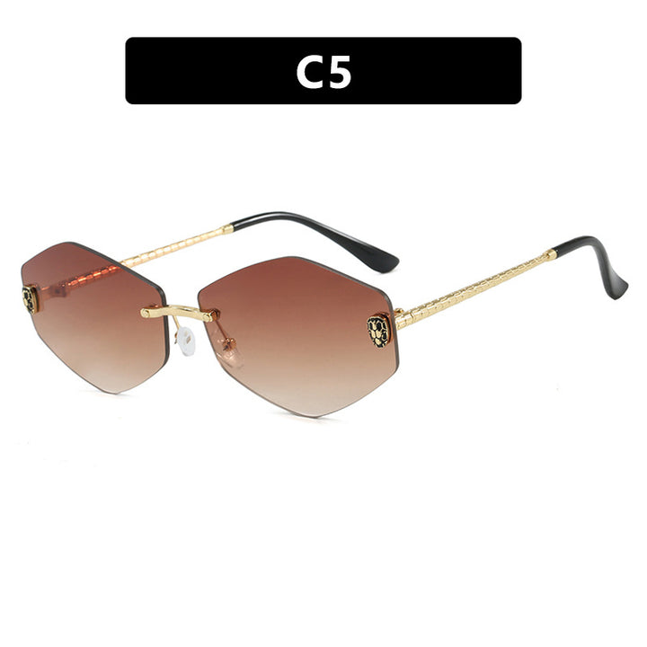 Women's geometric sunglasses in modern design with elegant metal frame Skanto