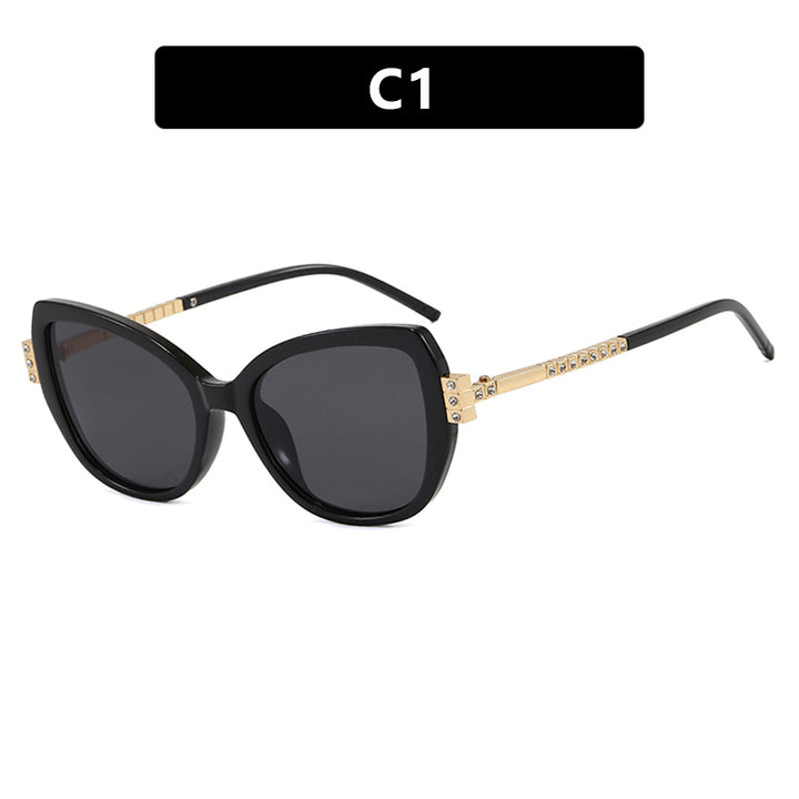 Women's oversized sunglasses with protective UV filter and elegant accents Skanto