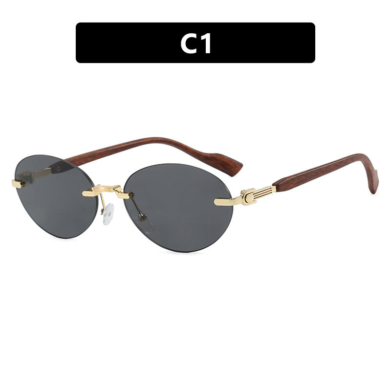 Women's Fashionable Sunglasses in Elegant Retro Style with High-Quality Lenses and Wood Details Skanto