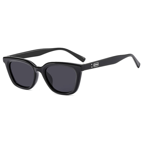 Women's stylish sunglasses in modern design with wide frame Skanto