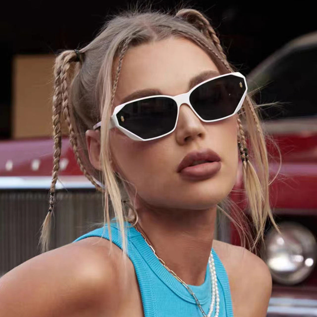 Dame futuristisk diamant-solbrille Skanto