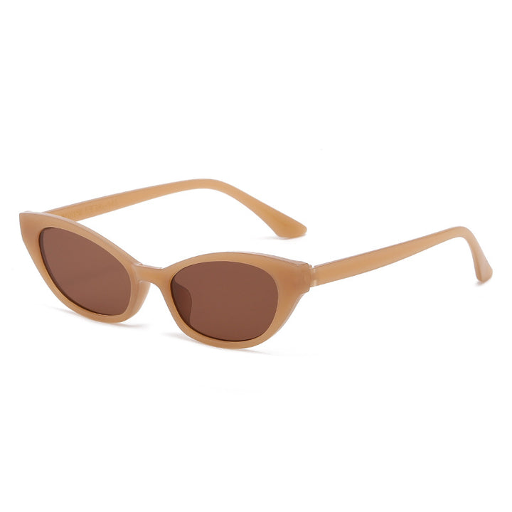 Dame cat-eye solbriller med moderne design og UV-beskyttelse Skanto