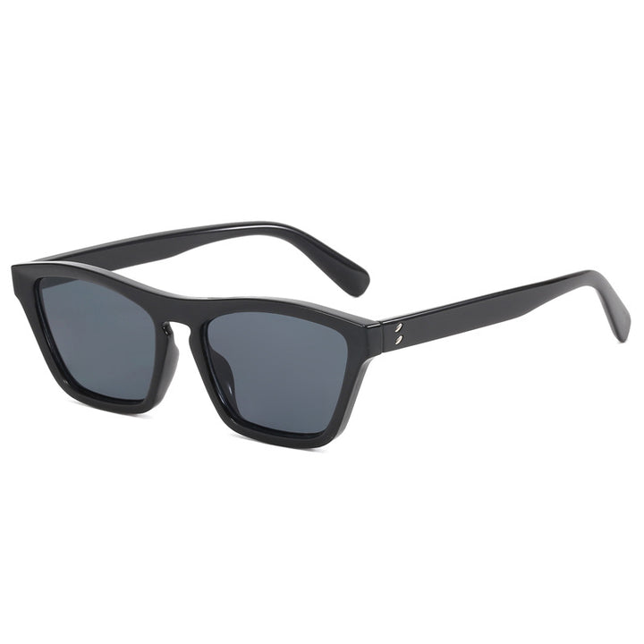 Dame chic solbriller i trendy geometrisk design Skanto