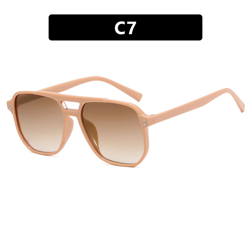 Women's oversized sunglasses with geometric design and UV protection Skanto