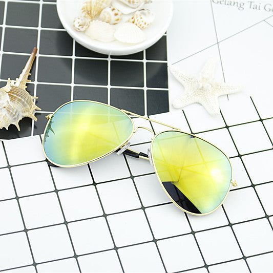 Damer moderne pilot-solbrille med fargegradient linse-design Skanto