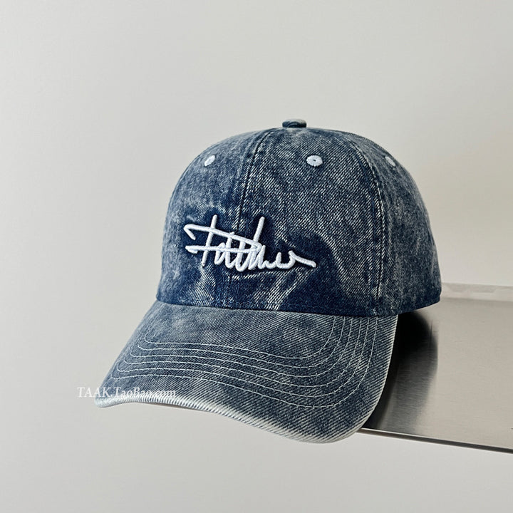 Kvinners slitt denim brodert baseballcaps Skanto