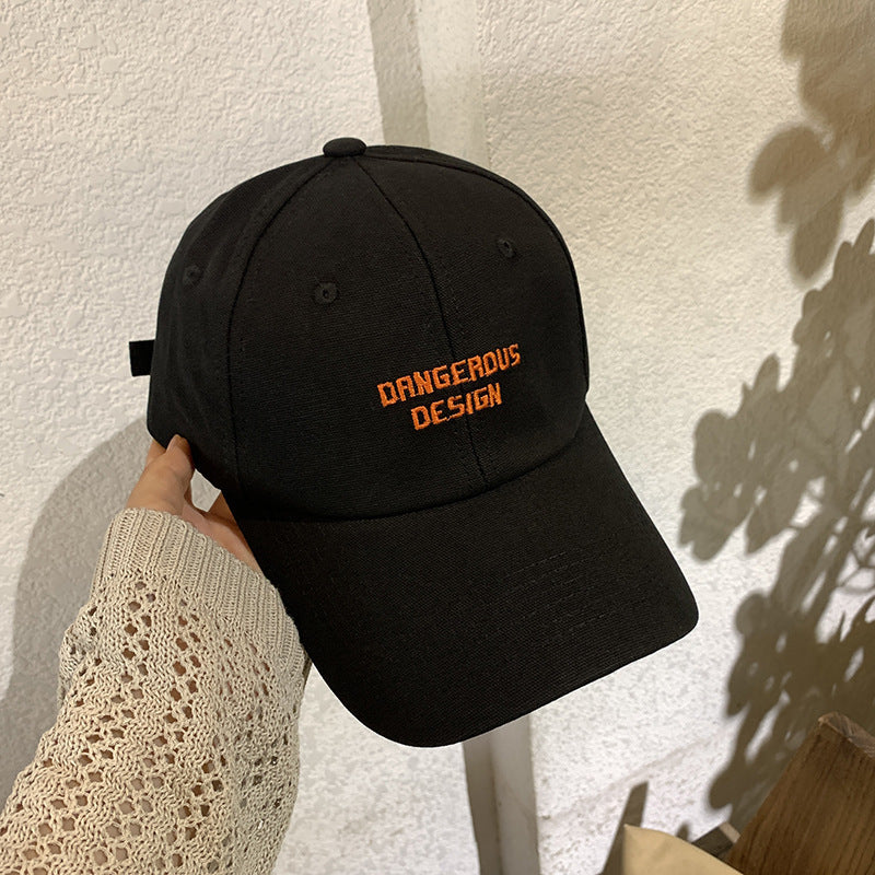 Kvinnebrodert uttalelse baseballcap Skanto