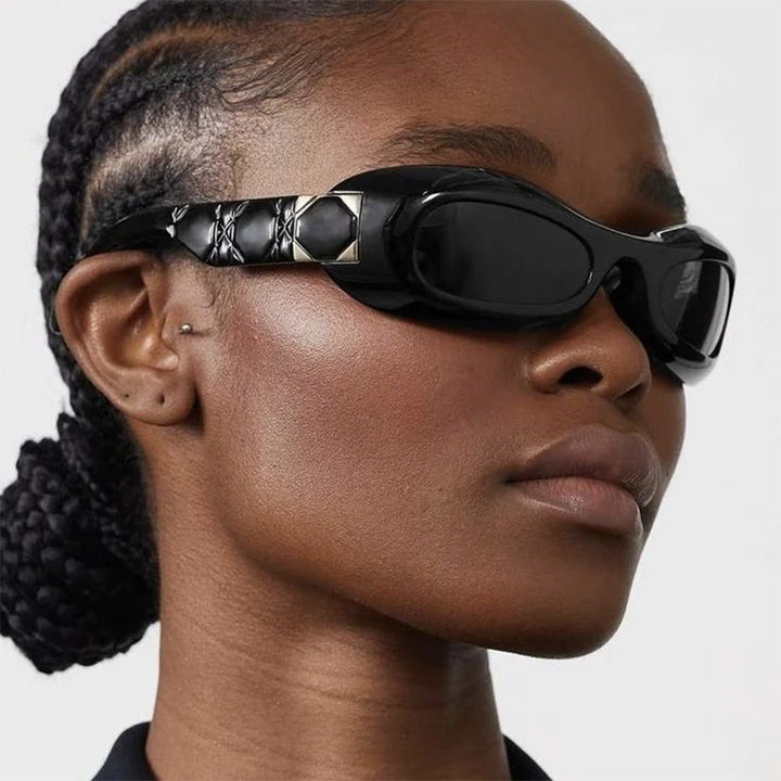Women's retro-inspired sunglasses with stylish frame and UV protection Skanto
