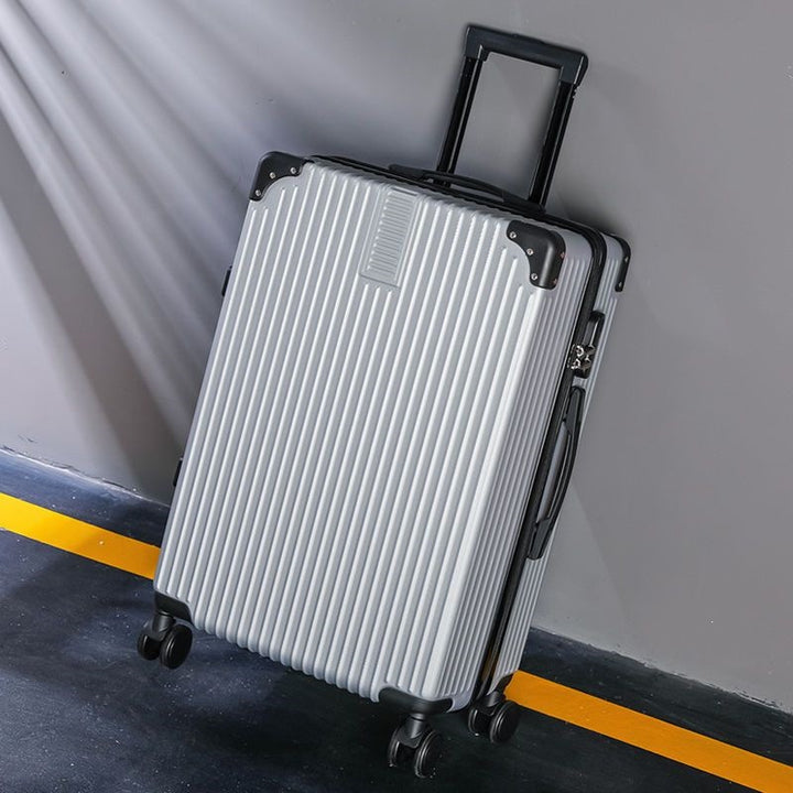 Hardplast koffert med høyt motstandsdyktig materiale og TSA-lås Skanto