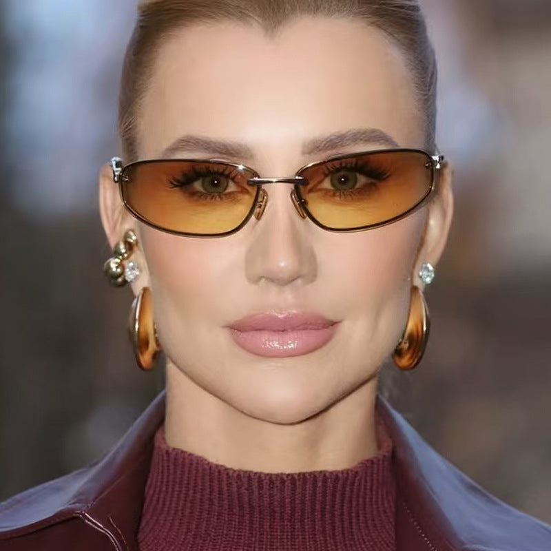Damer moterik solbrille med innovativt design og komfortabel passform Skanto