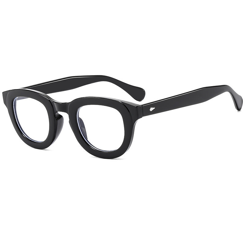 Dame solbrille med moteriktig cat-eye design og UV-beskyttelse Skanto