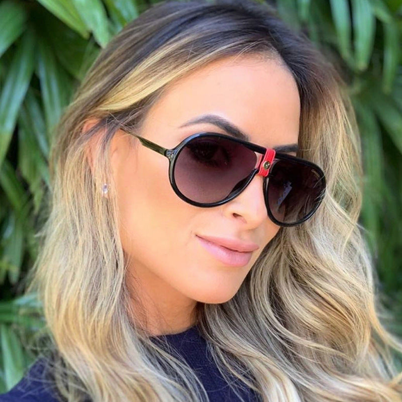 Dame moteriktig vernebrille med unikt dobbelt rammedesign Skanto