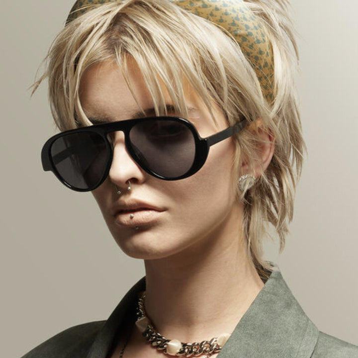 Dame solbrille med unikt retro-ramme og UV-beskyttelse Skanto