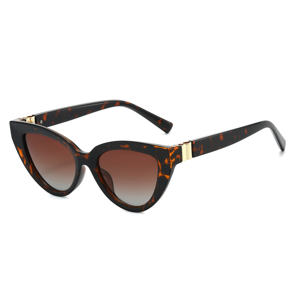 Dame Cat-Eye solbrille med høyverdig UV-beskyttelse og luksuriøs design Skanto