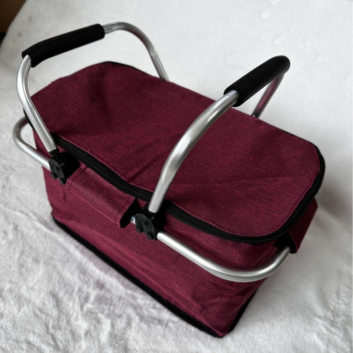 Kjølebag med robust aluminiumsramme og isolerende innvendig fôr Skanto
