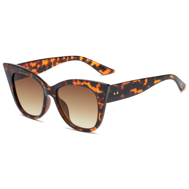 Dame ekstravagante Cat-Eye-solbriller med speilreflekterte linser Skanto