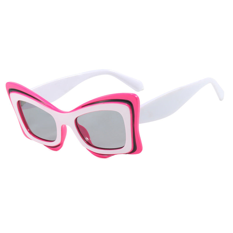 Women's oversized sunglasses in extravagant design Skanto