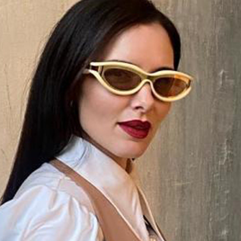Damer Cat-Eye solbriller med beskyttende UV-beskyttelse og stilige rammer Skanto