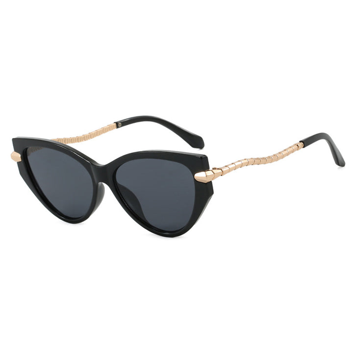 Women's Cat-Eye Sunglasses with Elegant Metal Frame and Stylish Accents Skanto