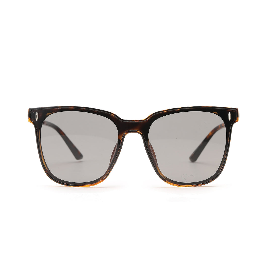 Dame moteriktig solbrille med høykvalitets ramme og innovativ design Skanto