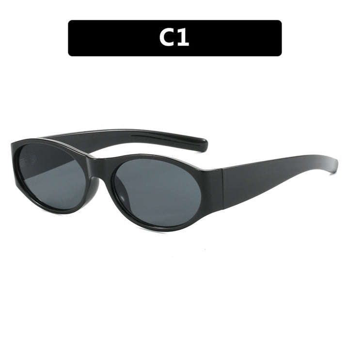 Women's fashion sunglasses with elegant, oval design and UV protection Skanto