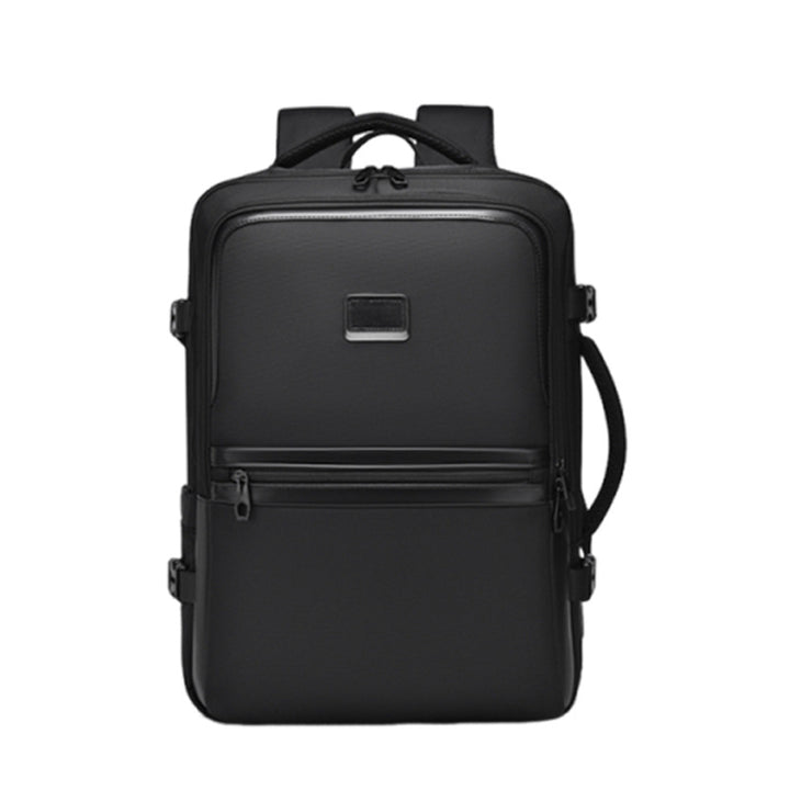 Elegante laptopryggsekk med vannavvisende materiale og innovativt romsystem Skanto